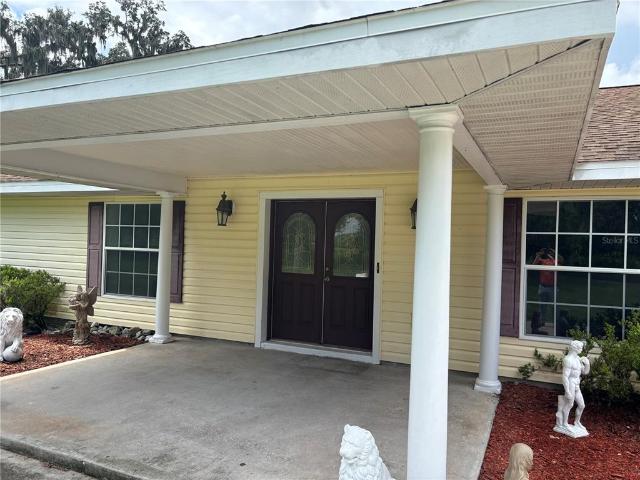 House for sale in Fort Meade, Florida