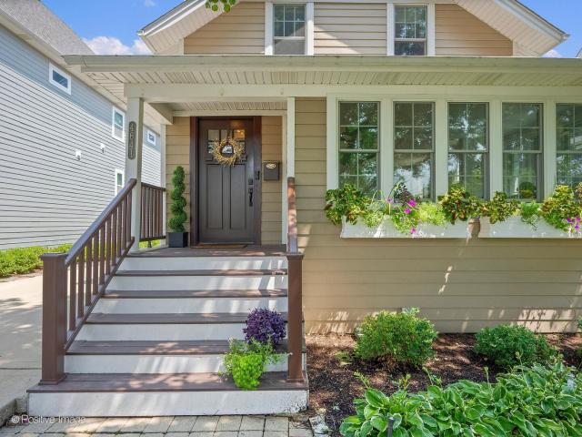House for sale in Downers Grove, Illinois