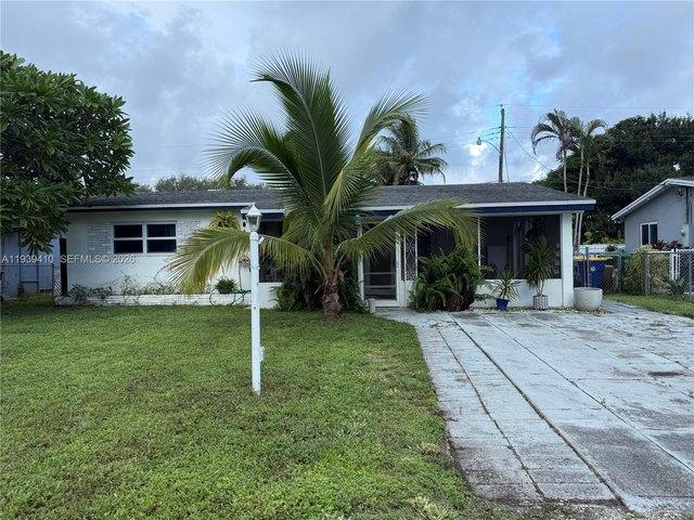 House for sale in Dania, Florida