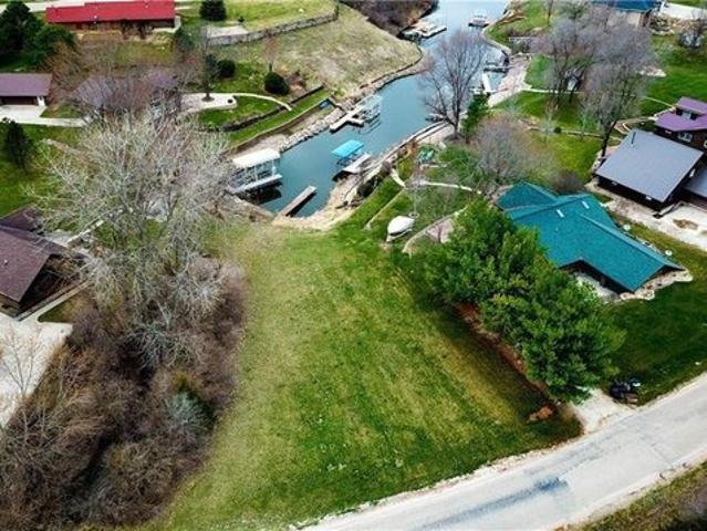 Land for sale in Guthrie, Iowa