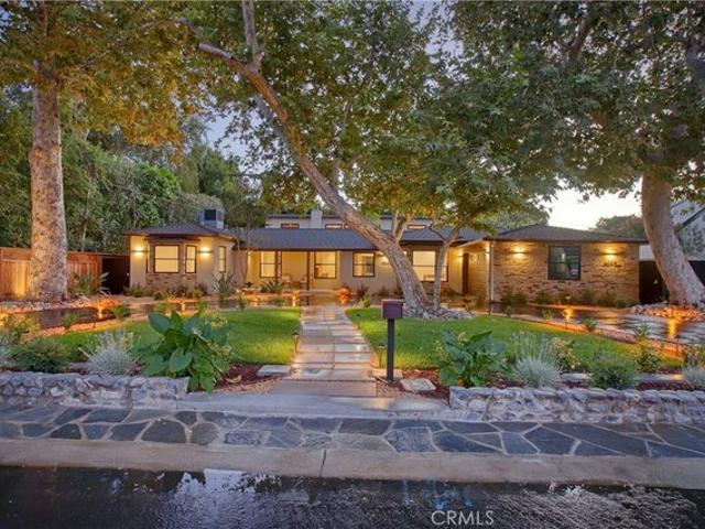 House for sale in Canoga Park, California