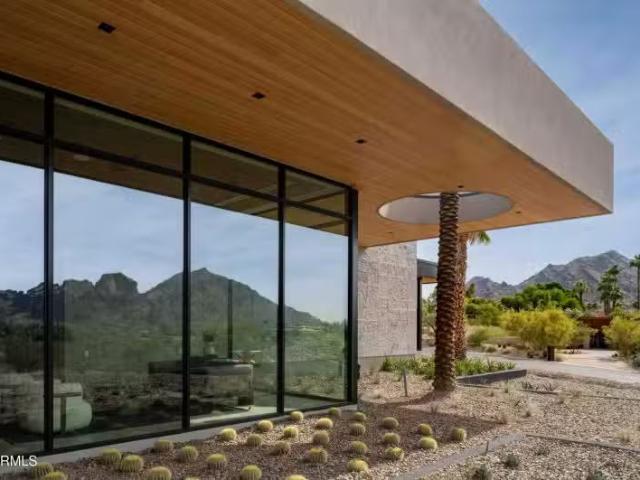 House for sale in Paradise Valley House for sale in Paradise Valley