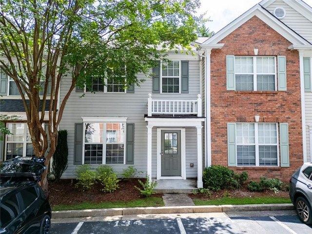 Townhouse for sale in Alpharetta, Georgia