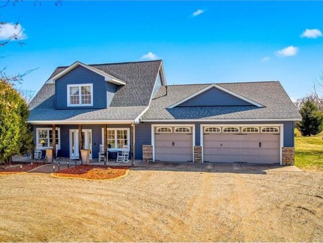 House for sale in Cambridge, Minnesota