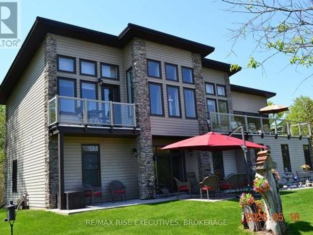 House for sale in South Frontenac, Ontario