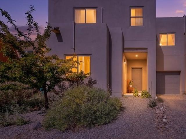 House for sale in Santa Fe, New Mexico