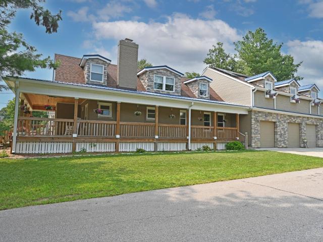 House for sale in Blue Ash, Ohio