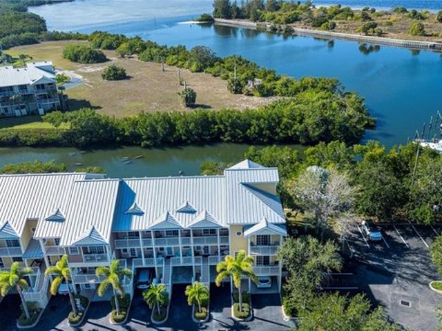 Townhouse for sale in Ruskin, Florida