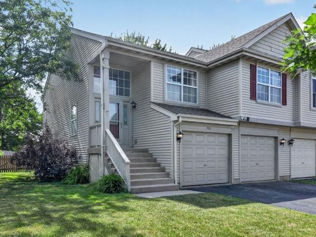 Townhouse for sale in Oswego, Illinois