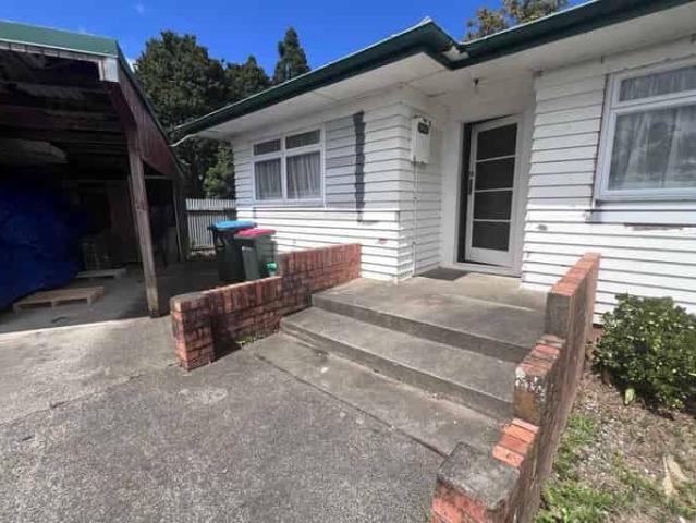 House for rent in Owhata, Oroua County