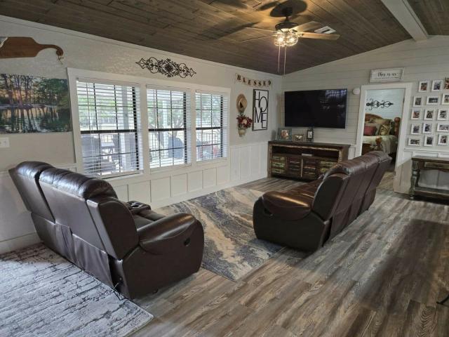 House for sale in Leakey