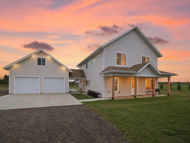 House for sale in Lake Norden, Hamlin County