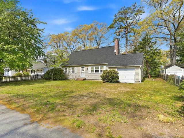 House for sale in Lanoka Harbor, New Jersey