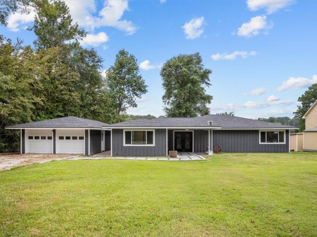 House for sale in Ivanhoe, Texas