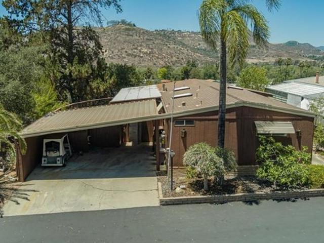 House for sale in Fallbrook, California