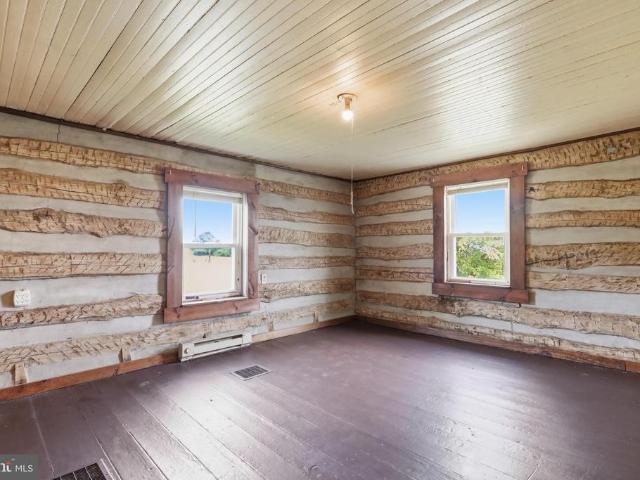 House for sale in Summit Point, West Virginia