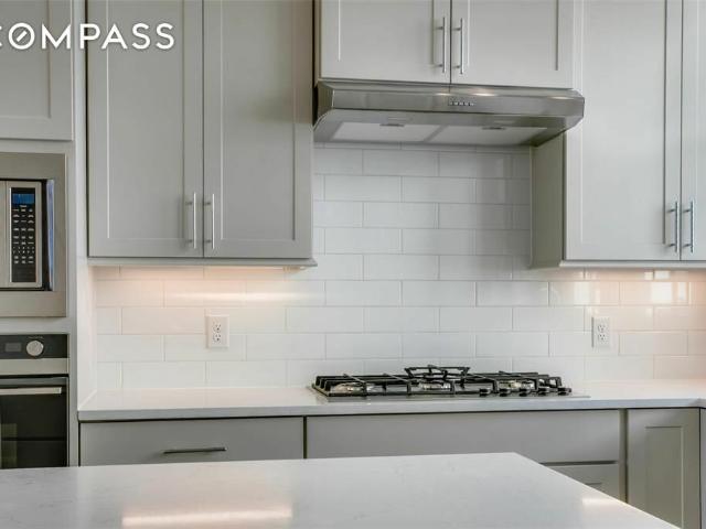 Townhouse for sale in Dallas