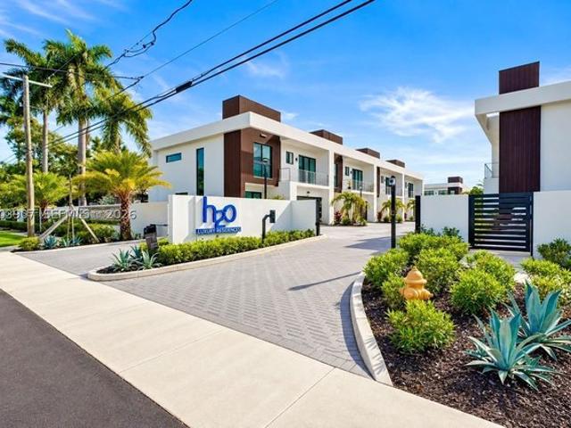 Townhouse for sale in Dania Beach, Broward County