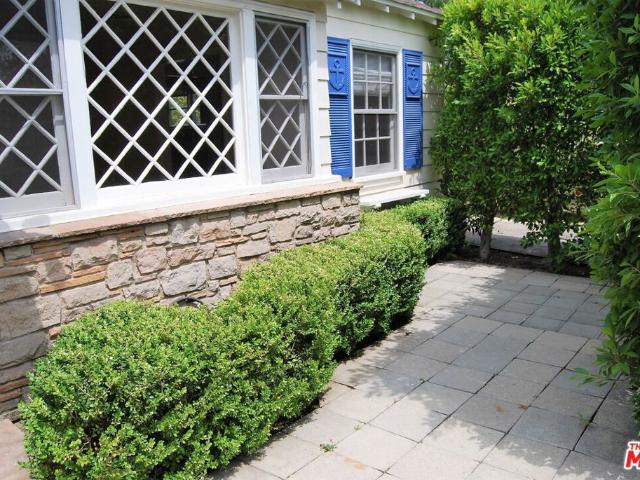 Property for rent in Canoga Park, California
