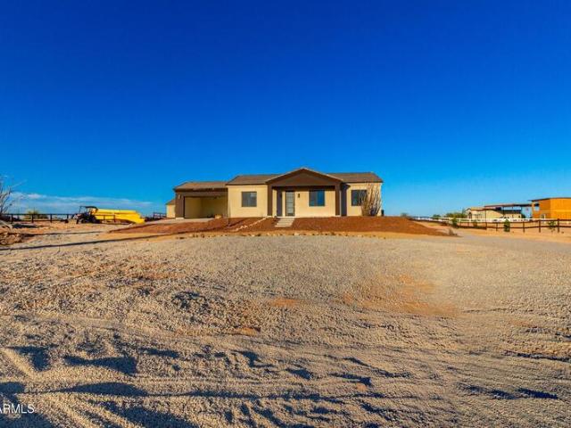 House for sale in Tonopah House for sale in Tonopah