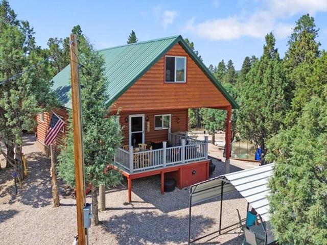 House for sale in Alton, Utah