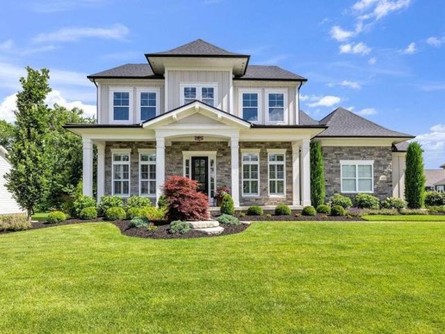 House for sale in Galena, Ohio