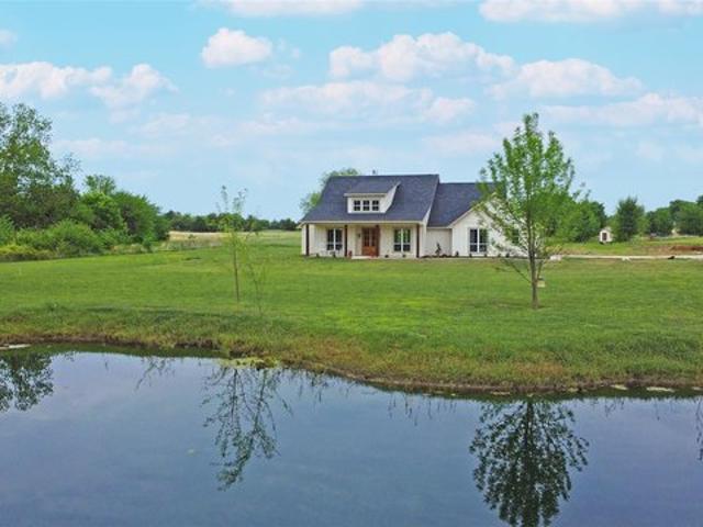 House for sale in Hunt, Texas