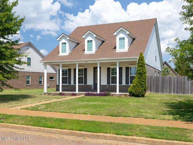 House for sale in Nesbit, Mississippi