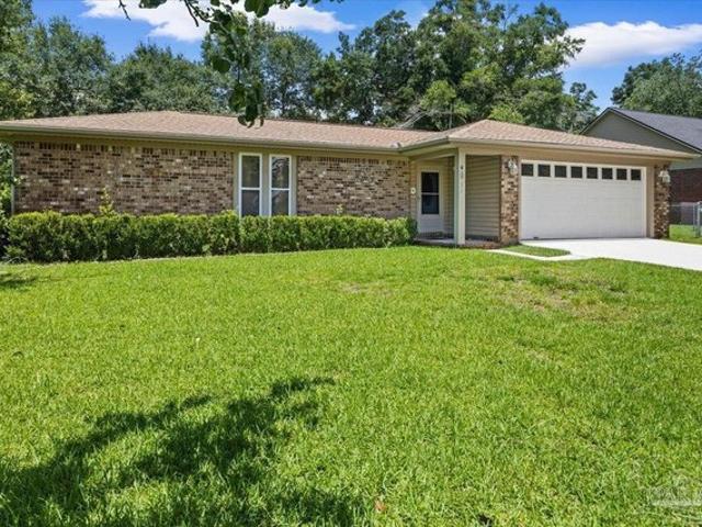 House for sale in Pace, Florida