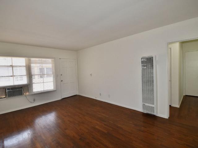 Apartment for rent in North Hollywood Neighborhood Council District, Canoga Park