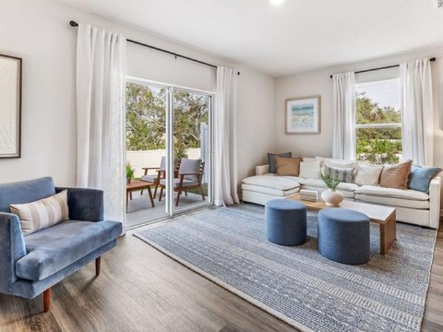 Townhouse for sale in Crystal Beach, Florida