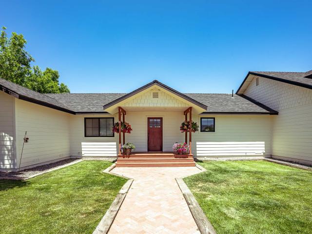 House for sale in Janesville, California
