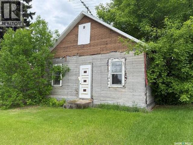 House for sale in Melville, Saskatchewan