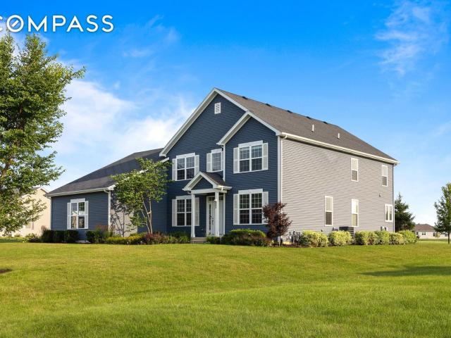 House for sale in Williams Bay, Wisconsin