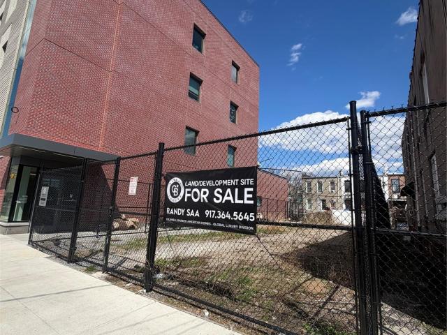 Land for sale in Arverne, New York