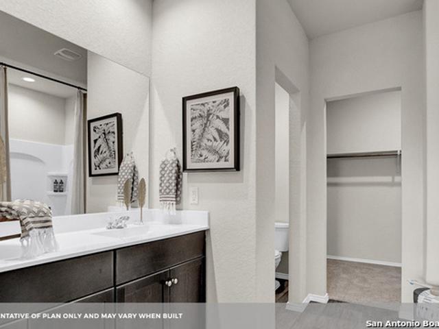 House for sale in Seguin, Texas
