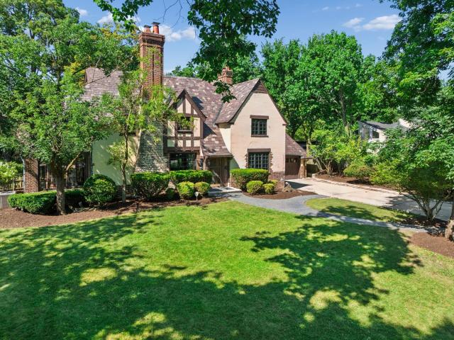 House for sale in Glencoe, Illinois