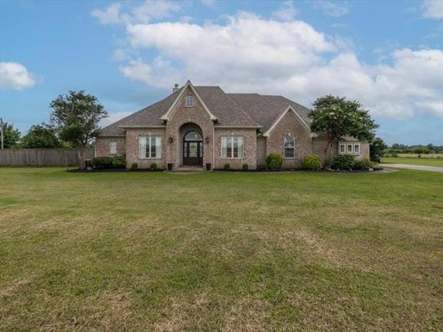 House for sale in Marion, Crittenden County