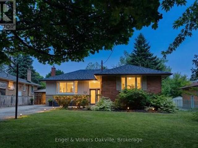House for sale in Oakville, Ontario