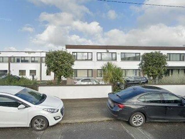 Office to rent in Bluebell, North Tipperary