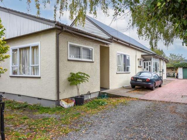 House for sale in Saint Albans, Canterbury