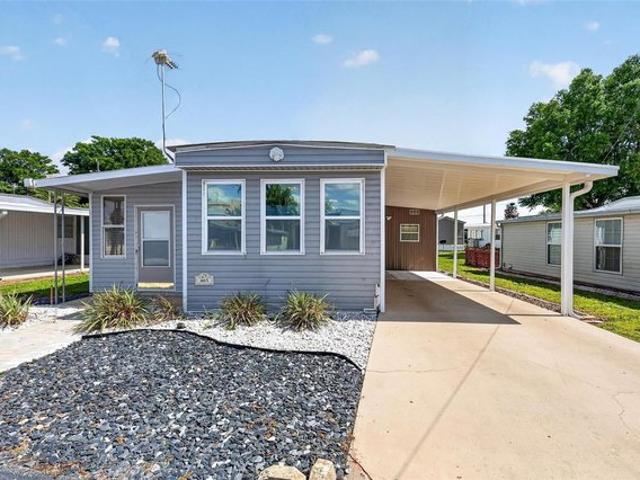House for sale in Tavares, Florida