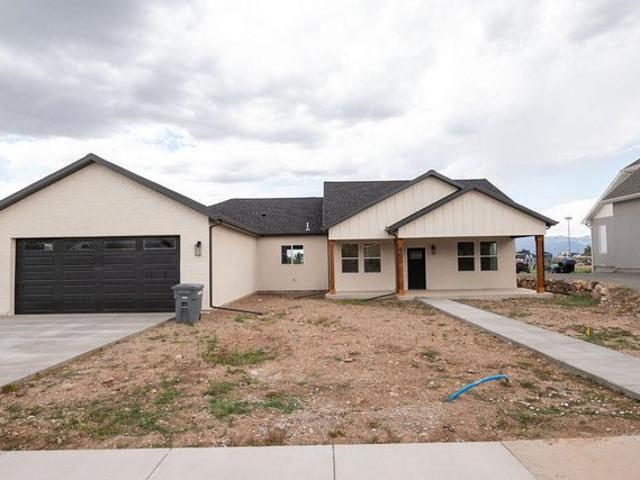 House for sale in Beaver, Utah