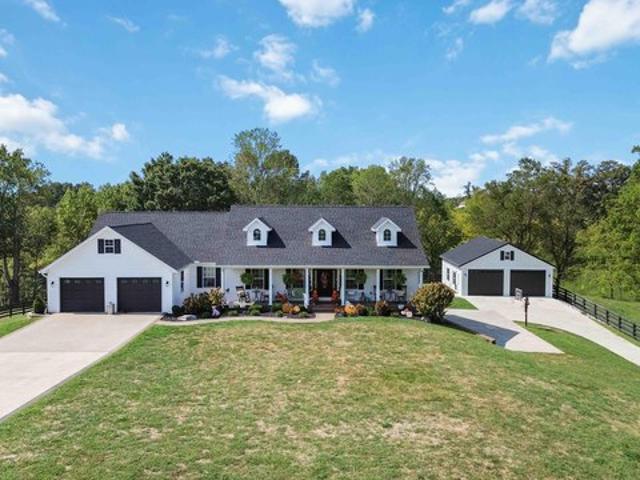 House for sale in Somerset, Pulaski County