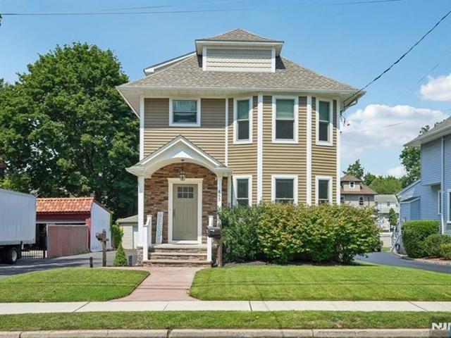 House for sale in Maywood, New Jersey