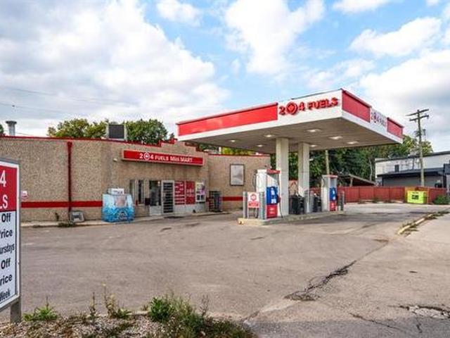 Commercial for sale in Earl Grey, Winnipeg