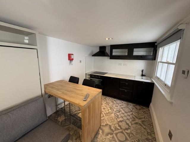 Apartment for rent in Marylebone, Greater London