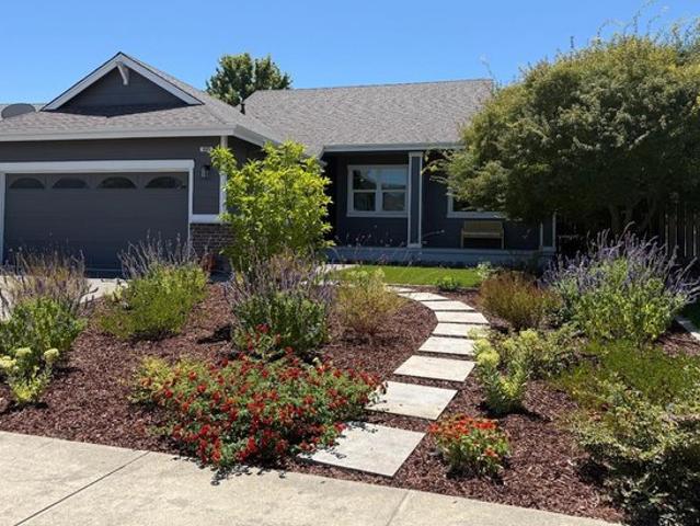 House for sale in Cloverdale, California