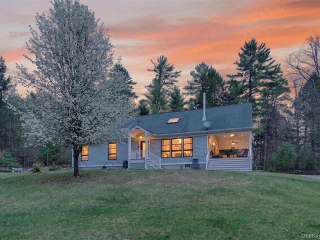 House for sale in Barryville, New York