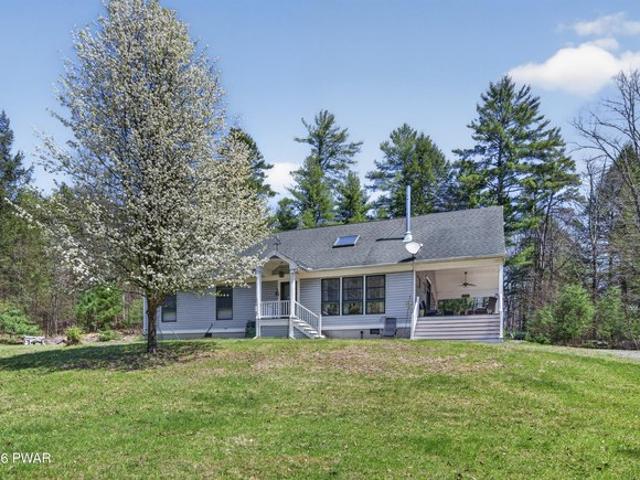 House for sale in Barryville, New York